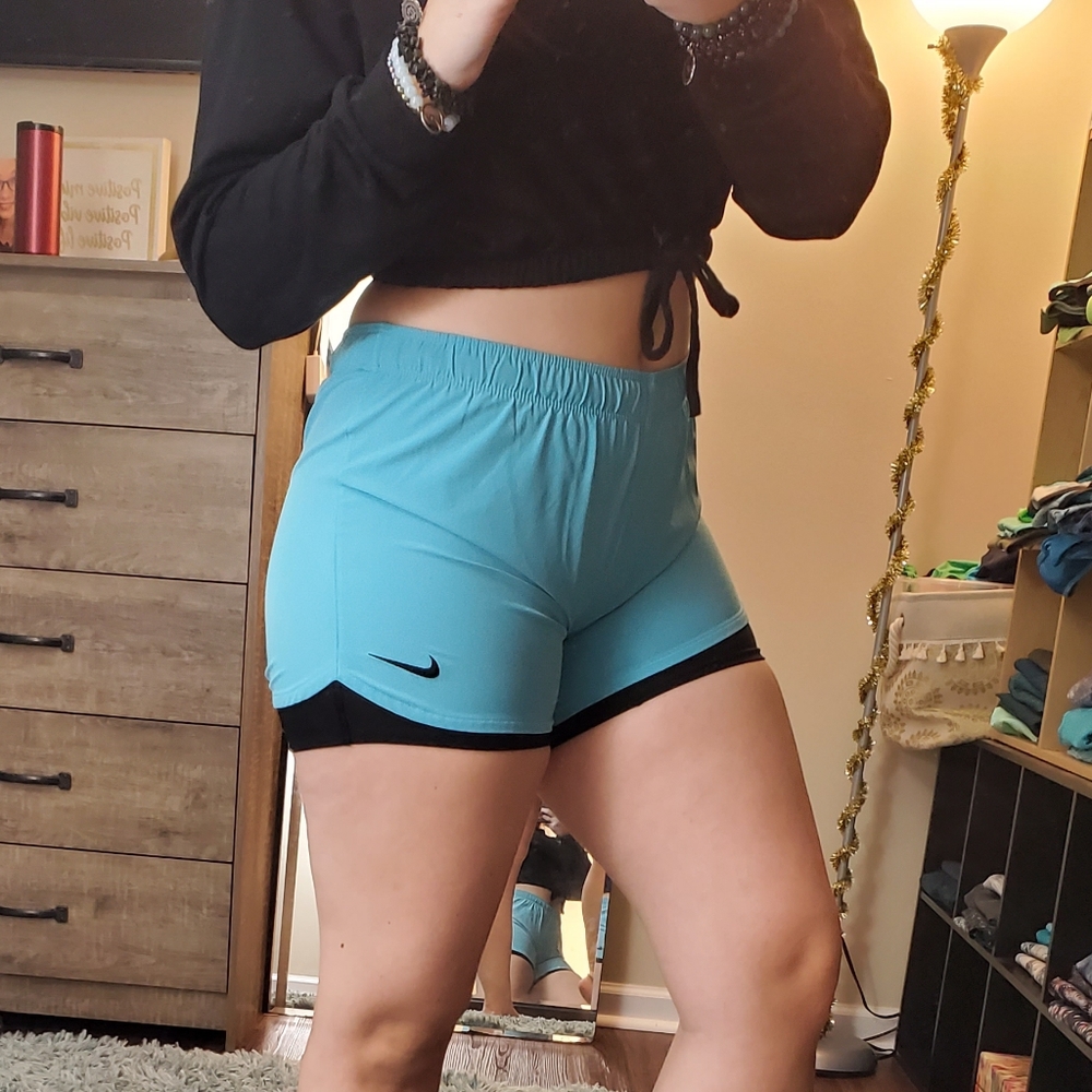 Nike M shorts with liner